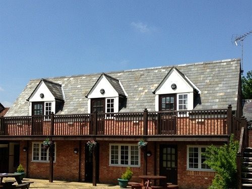 The Charlton Inn Blandford Forum Exterior photo